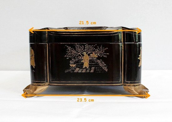  Important Asian Black Lacquered Wood Box, Napoleon III Period - Mid 19th Century