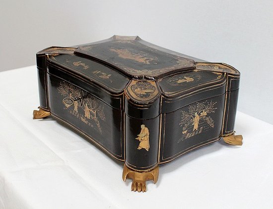  Important Asian Black Lacquered Wood Box, Napoleon III Period - Mid 19th Century