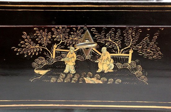  Important Asian Black Lacquered Wood Box, Napoleon III Period - Mid 19th Century