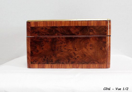  Pretty Rectangular Box in Thuja Burl, Napoleon III period - 1900