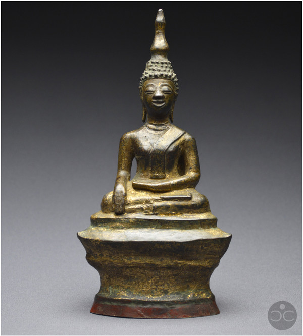 Laos, 18th century, Buddha in bumisparsha mudra position, Old lacquered and gilded bronze