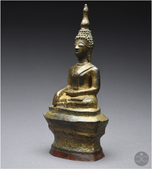 Laos, 18th century, Buddha in bumisparsha mudra position, Old lacquered and gilded bronze