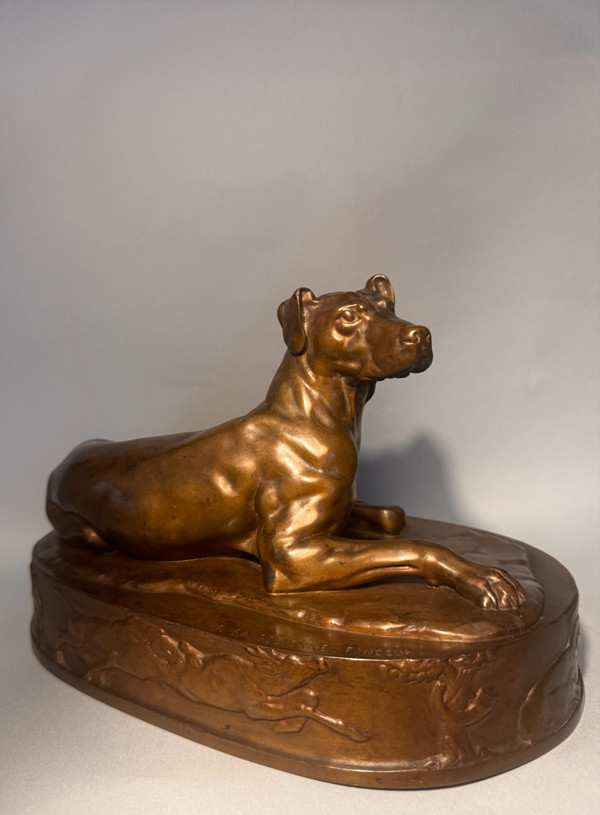Grégoire GIRAUD. Cane reclinato in bronzo F. Barbedienne
