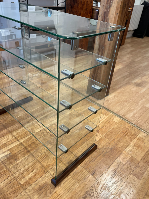 GIO PONTI, Etagère en laiton et verre, Circa 1939