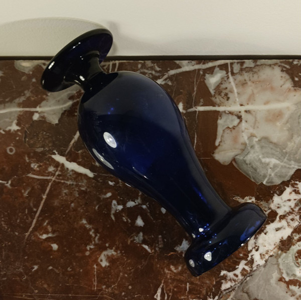 Fin du XVIIIe siècle - vase à jacinthes - forme balustre sur piédouche Louis XVI - verre bleu soufflé