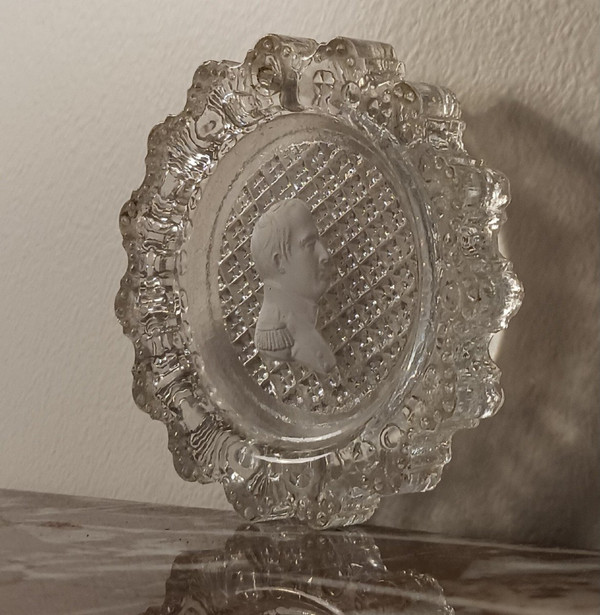 Baccarat - crystal-ceramic with the profile of Napoleon in general - Brouwet collection - Empire, circa 1810