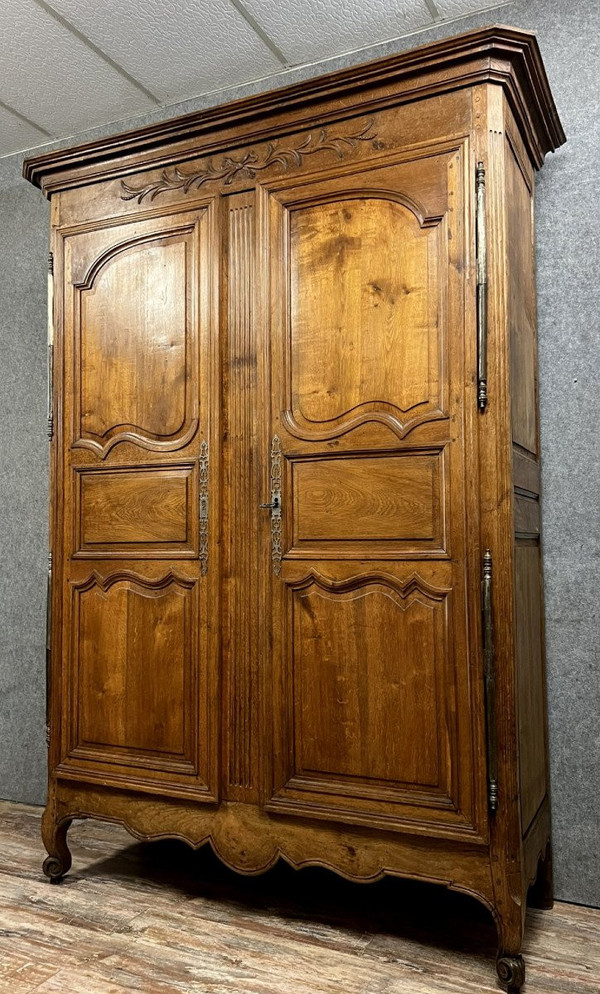 Lyon Louis XV period wardrobe in solid walnut circa 1750