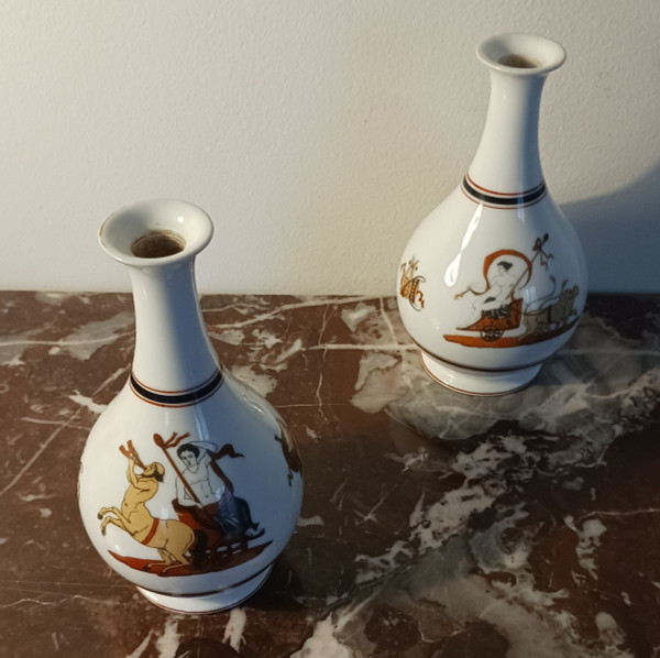 Paris, Louis Philippe period, Napoleon III - pair of neo-classical soliflore vases - porcelain