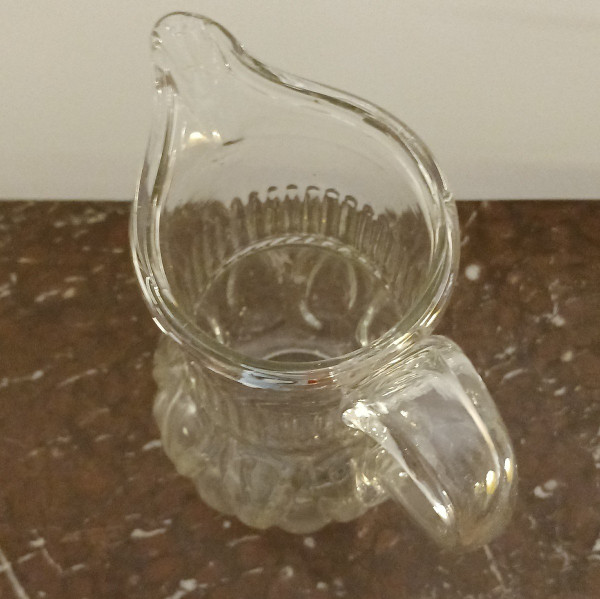 Normandie, fin du XVIIIe siècle - broc ou pichet à cidre - verre translucide soufflé