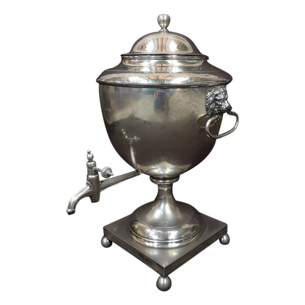 Samovar in metallo argentato del primo periodo dell'Impero