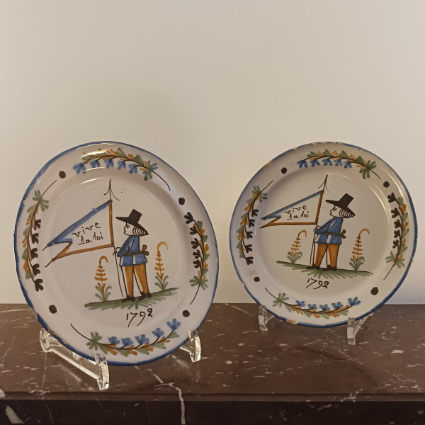 Roanne factory of Sébastien Nicolas - pair of earthenware plates with revolutionary decor - captioned and dated
