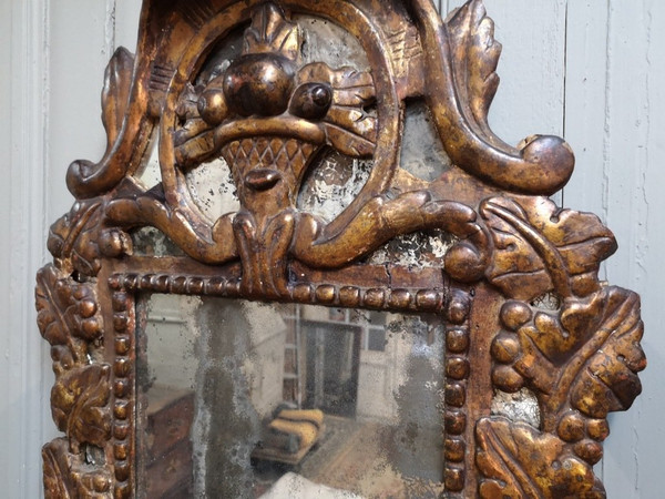 Italian Mirror With Arms Of Light In Carved And Gilded Wood. 18th century period