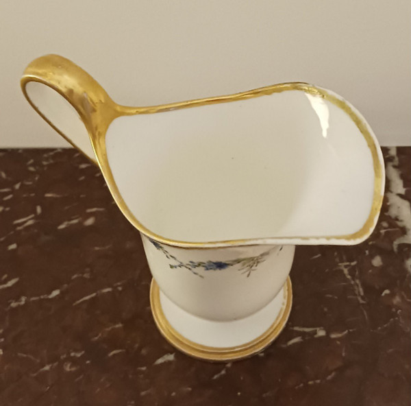 Manufacture révolutionnaire de Sèvres - pot à lait - forme étrusque ou hanap - porcelaine tendre