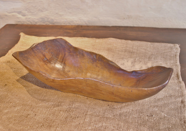 Carved wooden empty pocket