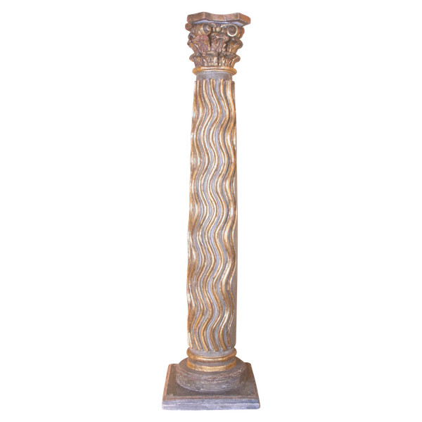 Colonna in legno intagliato e dorato