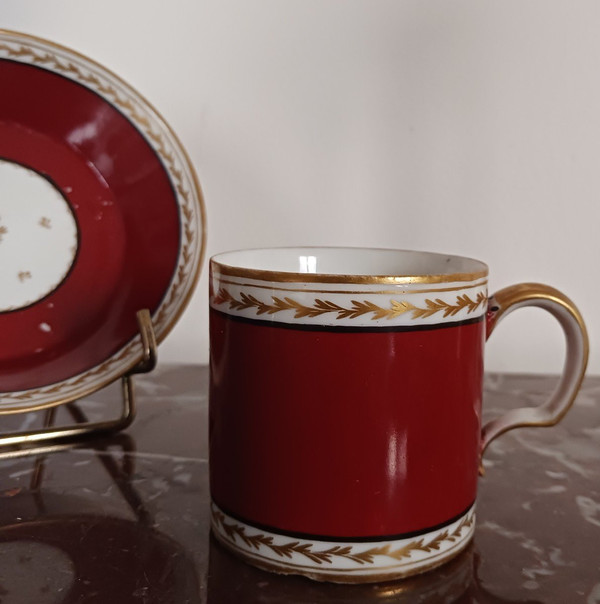 Manufacture du Duc d'Orléans, Pont aux Choux, circa 1793 - litron cup and saucer - carmine background and royalist mourning ribbon
