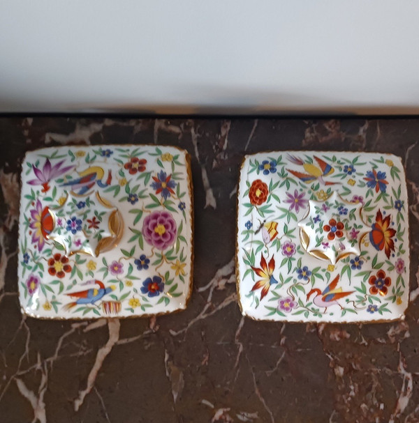 Darte Frères - époque Restauration, Louis Philippe - paire de flacons "en coussin" - porcelaine peinte et dorée