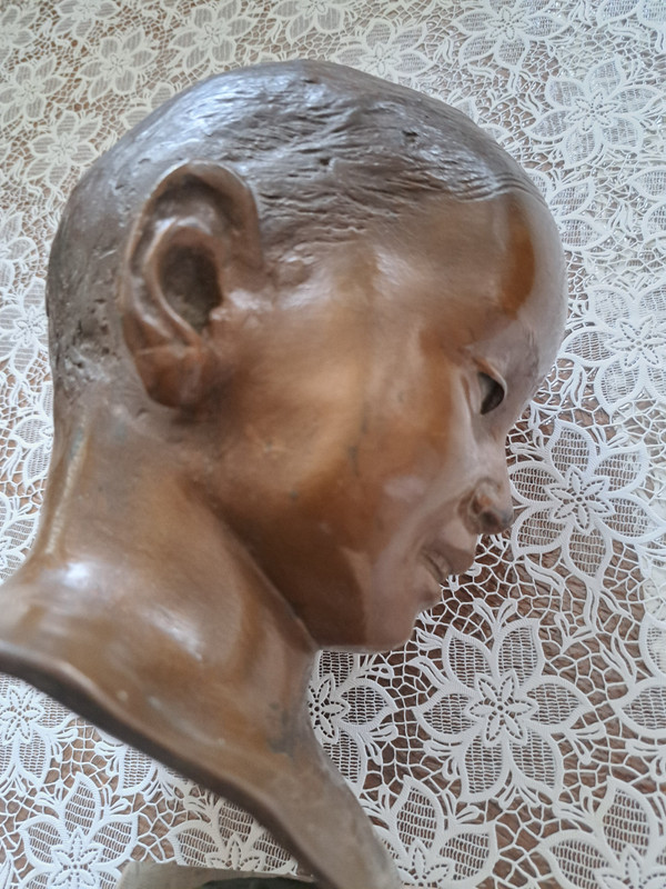 Scultura in bronzo Bambino su marmo periodo Art Deco