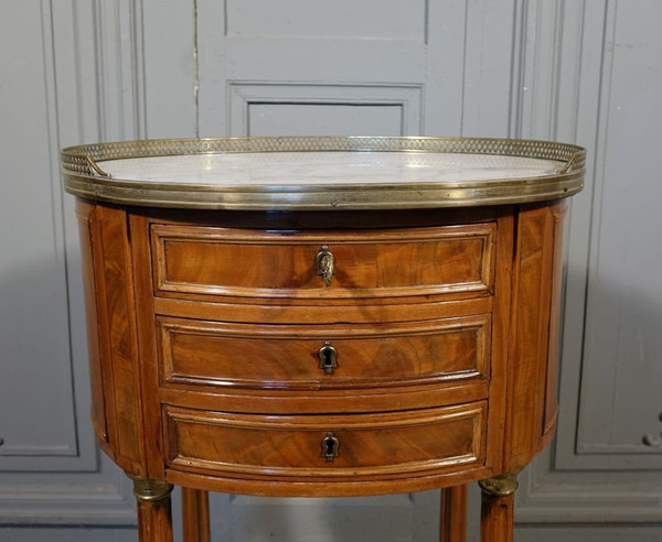 Louis XVI period Chiffonnière Table In Mahogany