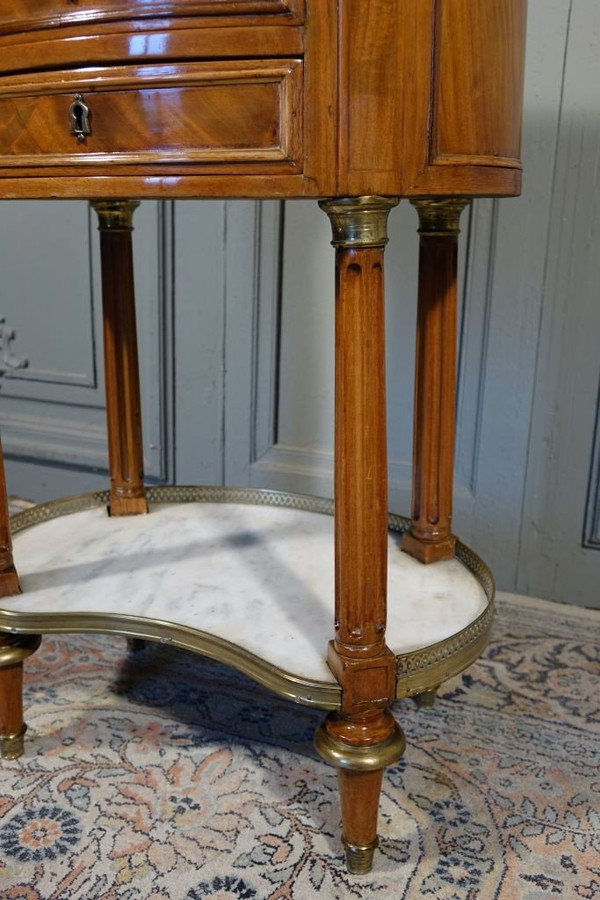 Louis XVI period Chiffonnière Table In Mahogany