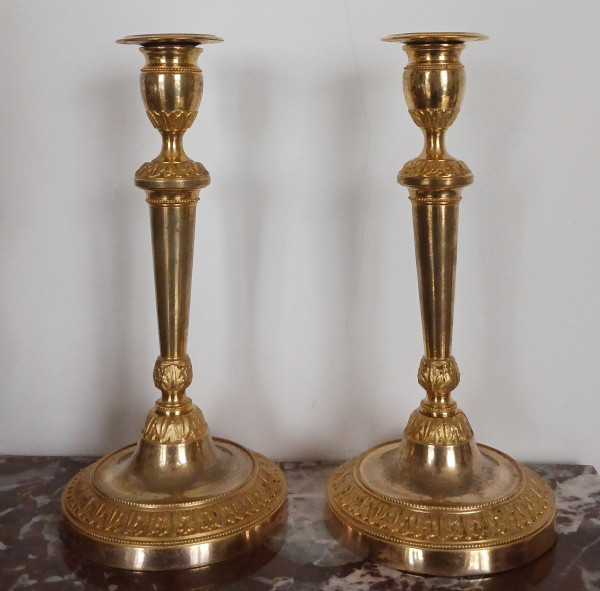 Paris, Louis XVI period - pair of candlesticks or torches - ormolu gilt bronze