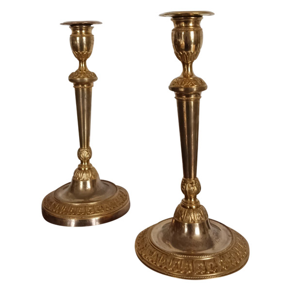 Paris, Louis XVI period - pair of candlesticks or torches - ormolu gilt bronze