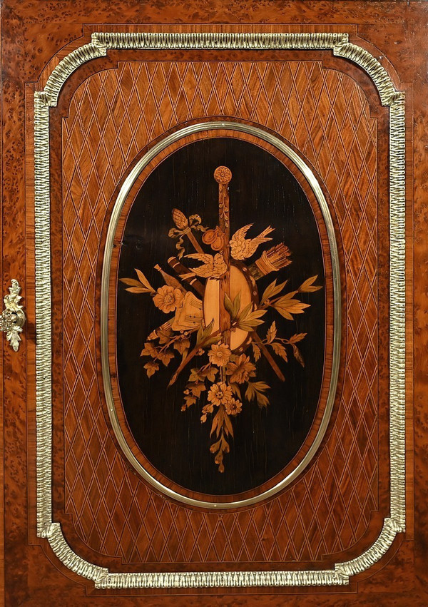 Meuble d’Entre-deux en Bois Précieux, époque Napoléon III – Milieu XIXe
