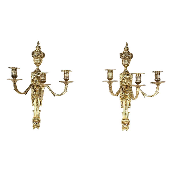 Paire d’Appliques en Bronze Doré, style Louis XVI – Milieu XIXe