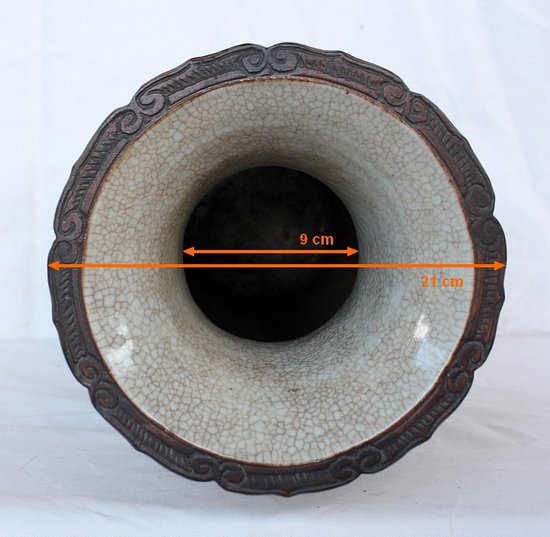 Large Baluster Vase, Cracked Canton Porcelain, China - Nineteenth