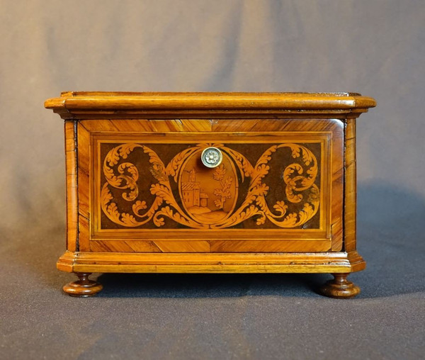 Coffret Lombard En Marqueterie d'époque Louis XVI