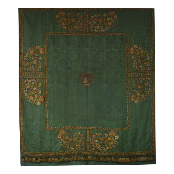 Drappeggio armoriale con ricamo fine XVII-inizio XVIII secolo