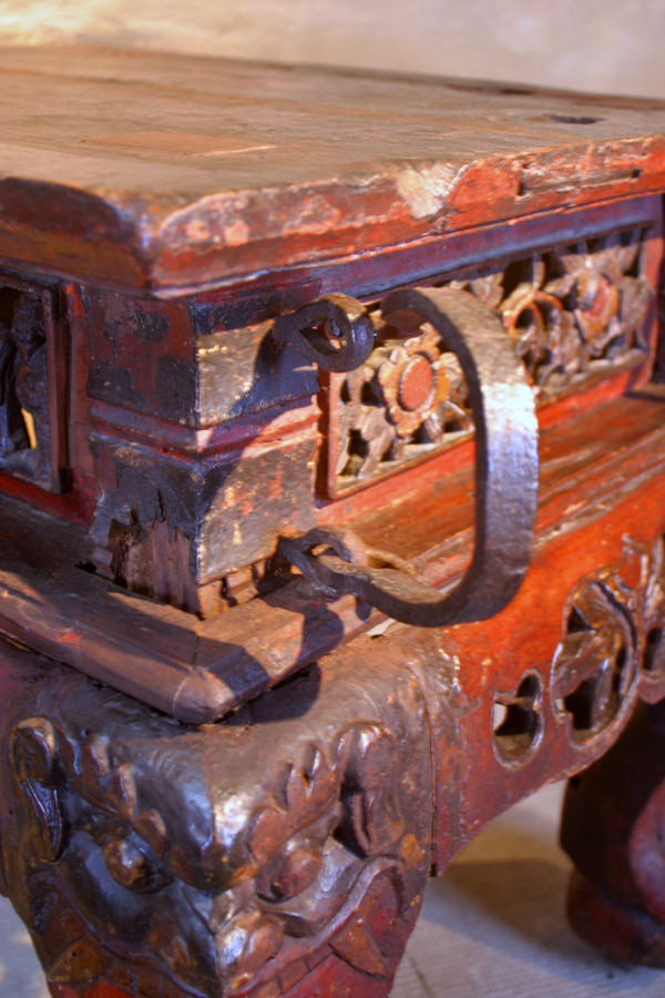 Tibet Procession table