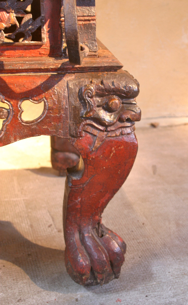 Tibet Procession table
