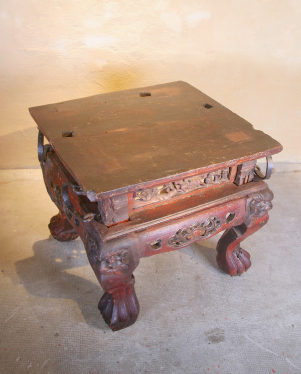 Tibet Procession table