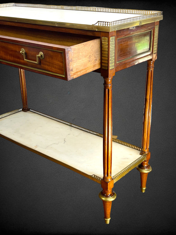 DESSERTE XVIIIe EPOQUE LOUIS IN ACAJOU BRONZE VERGOLDET A 2 PLATTEN BLANC MARBRE