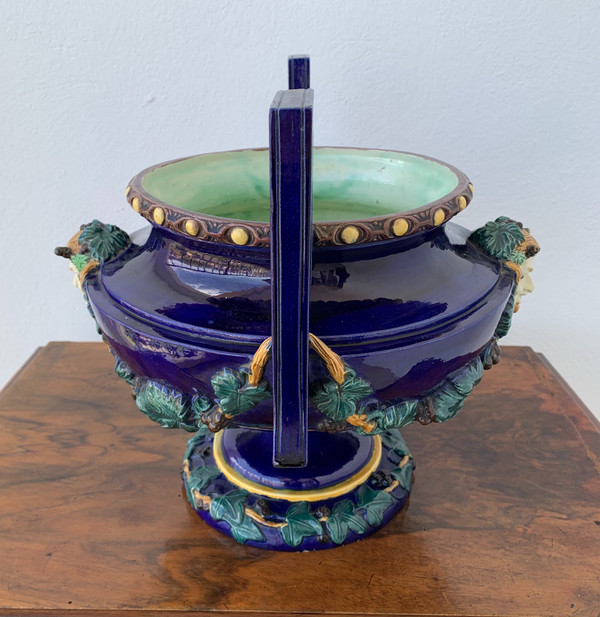 Ceramic bowl signed Sergent