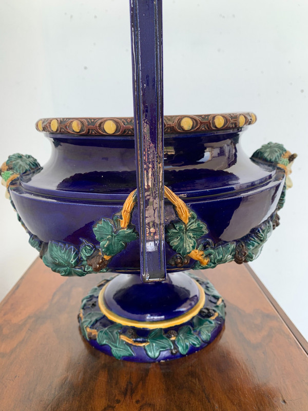 Ceramic bowl signed Sergent
