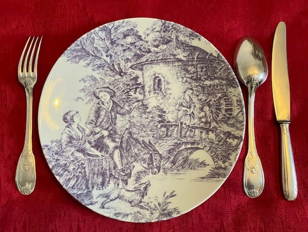 Very elegant silver-plated menagère, "Régence-Coquille" model by Maison Argental, late XIX°.
