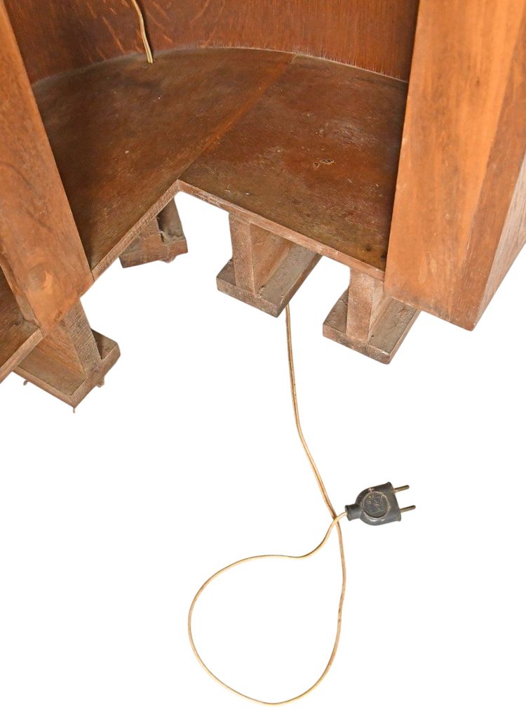 Meuble bar à décor sur le thème de la marine