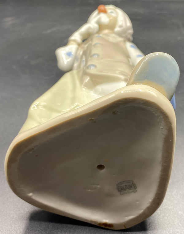 PORCELAIN CLOWN