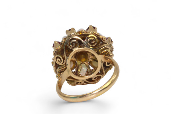 Ring mit Opalen und Diamanten
