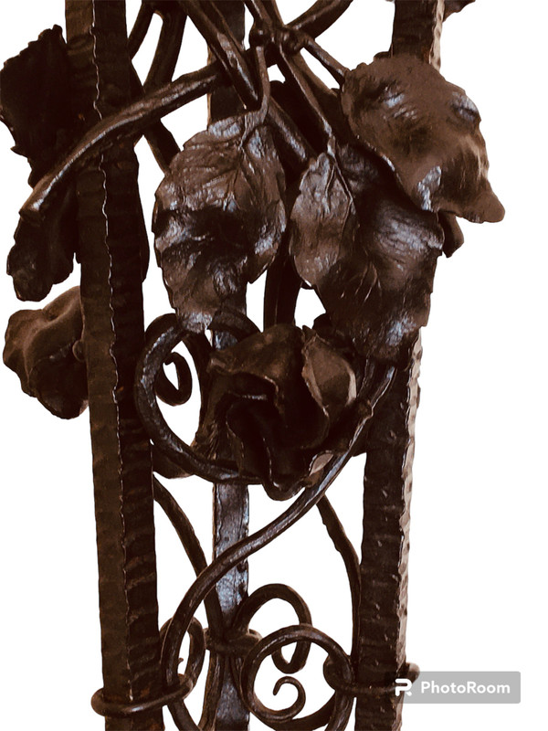 Battered iron floor lamp, Art Deco work around 1920