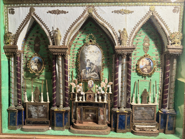 Large Reliquary In Three Chapels With 77 Relics - 19th Century