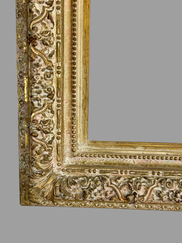 CADRE ANCIEN NAPOLEON III EN BOIS SCULPTÉ ET PATINÉ POUR PEINTURE 43,5 cm x 34 cm