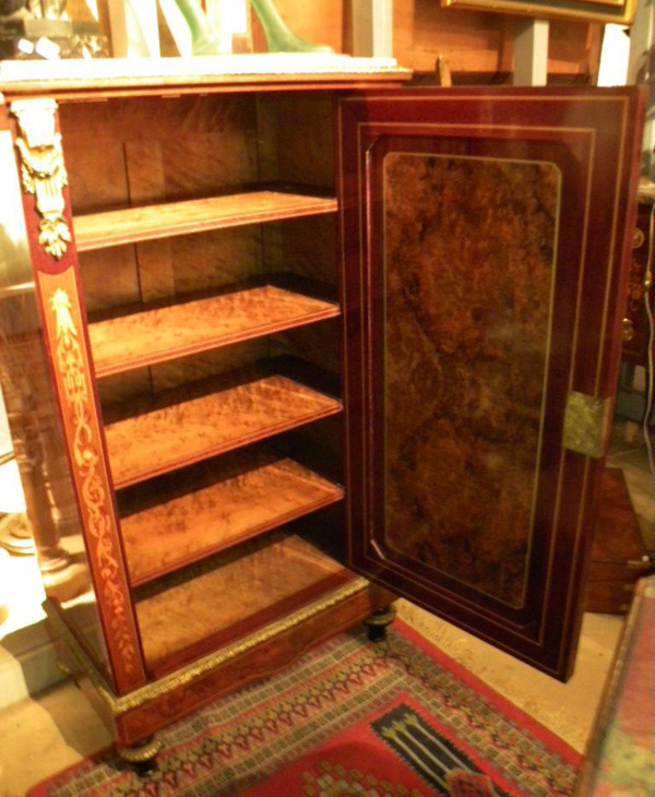 Meuble d'Entre Deux En Marqueterie De La Maison Pelcot