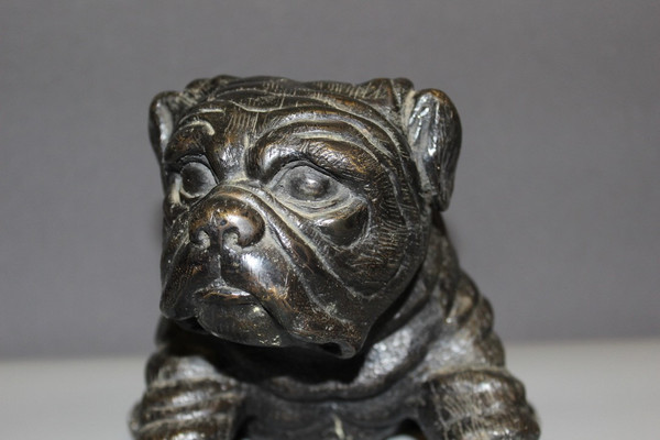 Cane in bronzo con patina scura XX secolo
