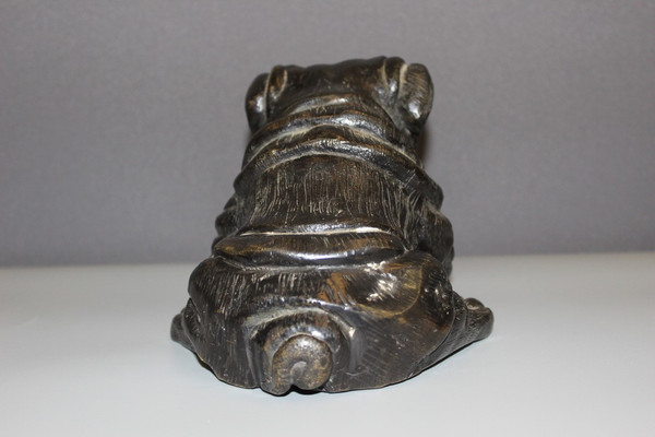 Cane in bronzo con patina scura XX secolo