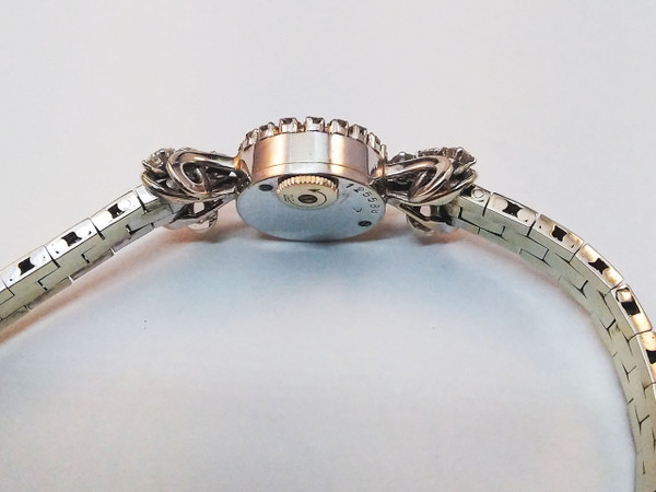 JAEGER LECOULTRE, FEMME, Diamants & Or blanc 18C