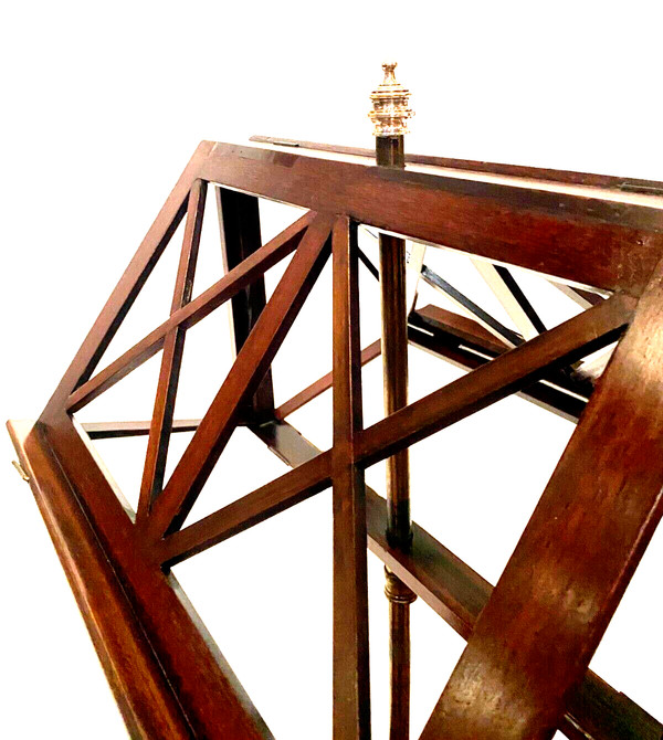 Napoleon III lectern in mahogany with tripod base 19th century