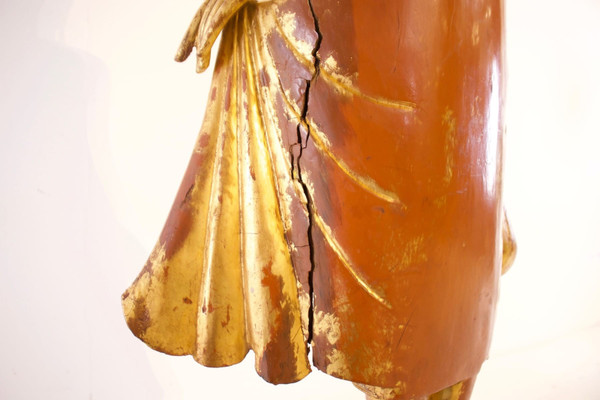 Großer stehender Buddha aus vergoldetem Holz, Myanmar